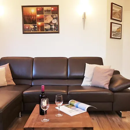 Haus 1 3 Διαμέρισμα *